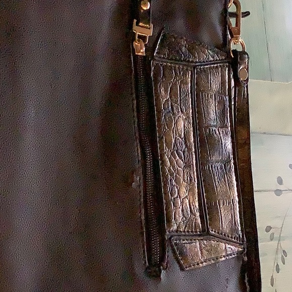 Handbag - Picture 3 of 3